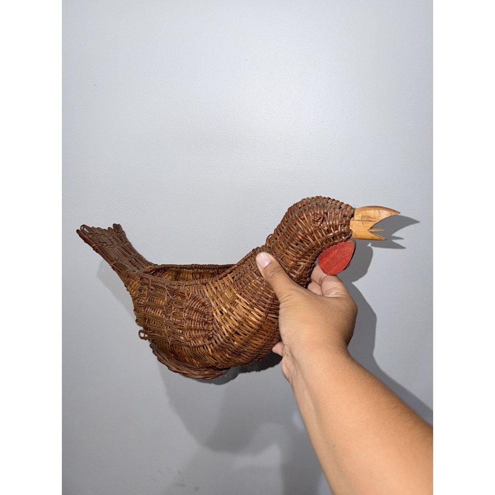 Vintage Rattan Wicker Turkey Chicken Basket Farmhouse Decor Thanksgiving Fall